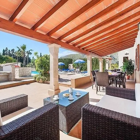 Villa 6 Bedroom A Very Short To Port Pollensa By Renthousing